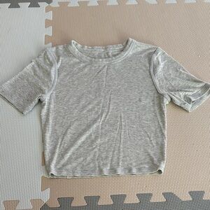 Lululemon crop Shirt